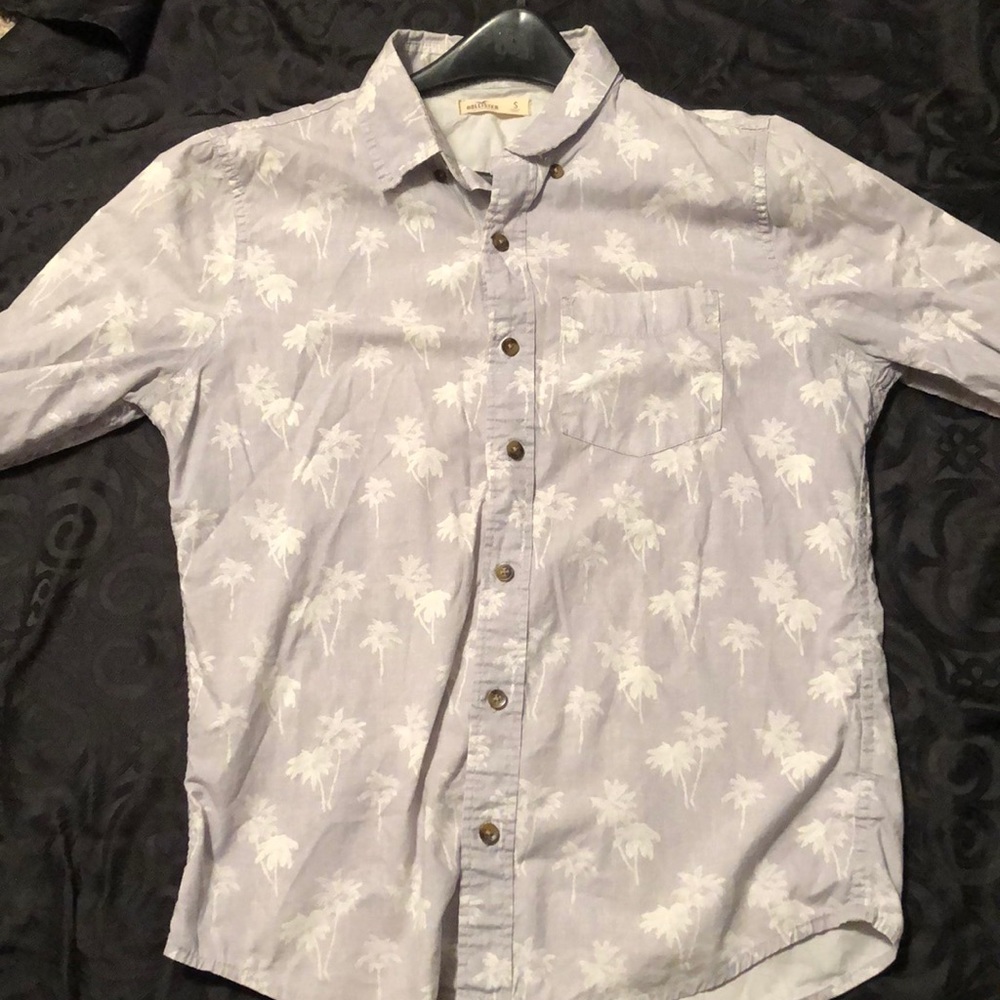 Holister shirt